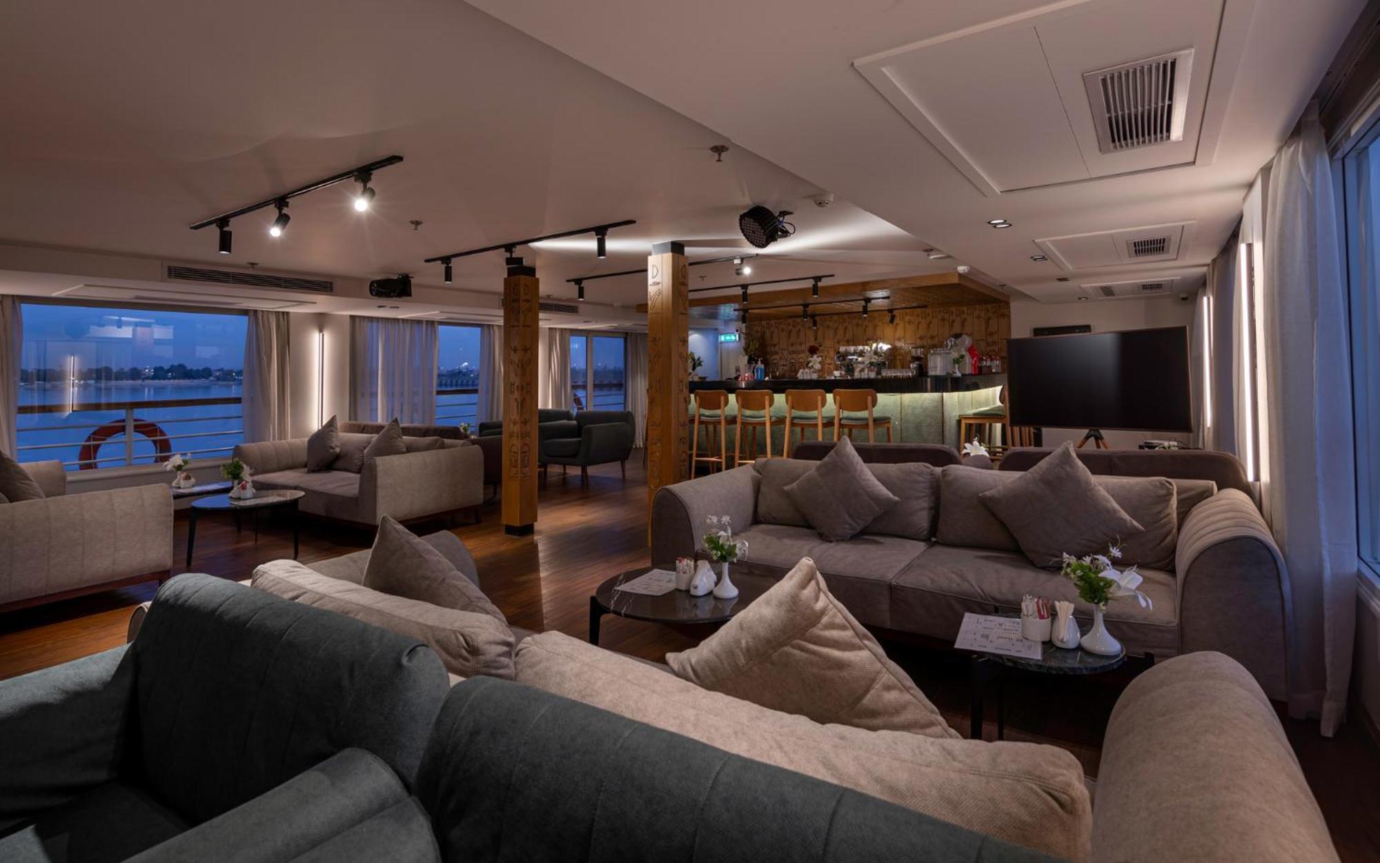 Tia Boutique Nile Cruise - Every Monday From Luxor For 04 & 07 Nights - Every Friday From Aswan For 03 & 07 Nights Exterior photo